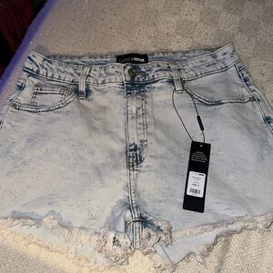 Fashion Nova Make A Move Stretch Denim Shorts